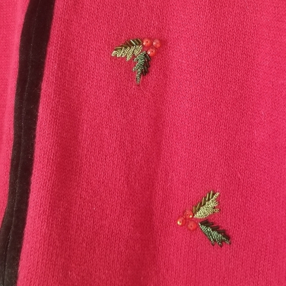 Tiara International Christmas Collection Full Zip Embroidered Sweater. Size M. - Picture 4 of 7